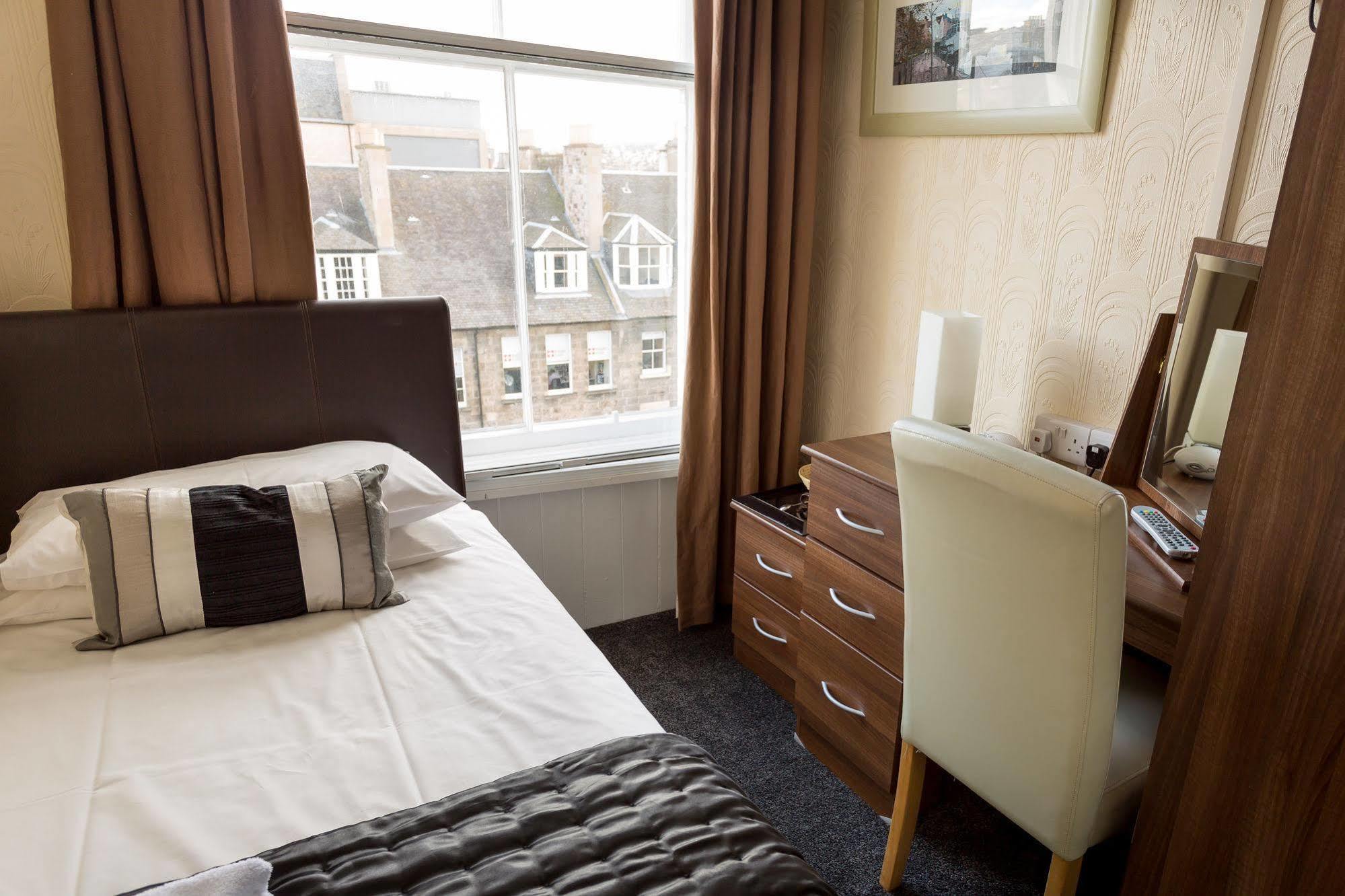 Castle Street Hotel EDI Exterior photo
